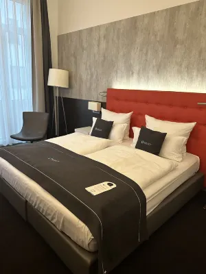 Garner Hotel Berlin - Mitte, an IHG Hotel Zimmer Photos