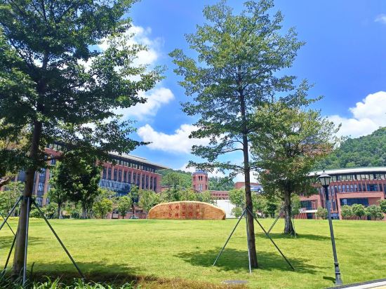 麗楓酒店（深圳光明科學城中山大學地鐵站店）優惠