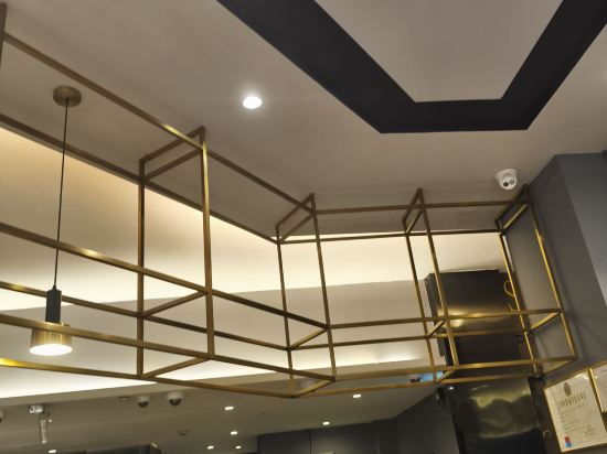 萬和至臻飯店（上海日月光打浦橋地鐵站店）優惠