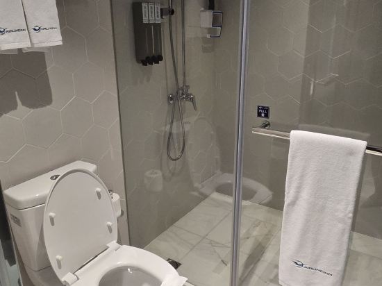 頭等艙飯店（高雄站前館）優惠