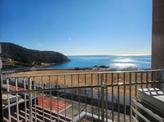 阿克羅奧西利亞公寓飯店優惠