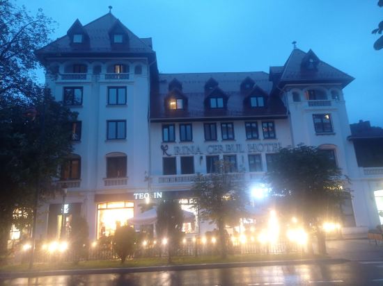 裏奈科布爾酒店優惠