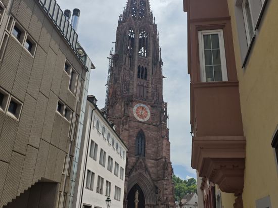 諾富特弗賴堡音樂廳酒店優惠