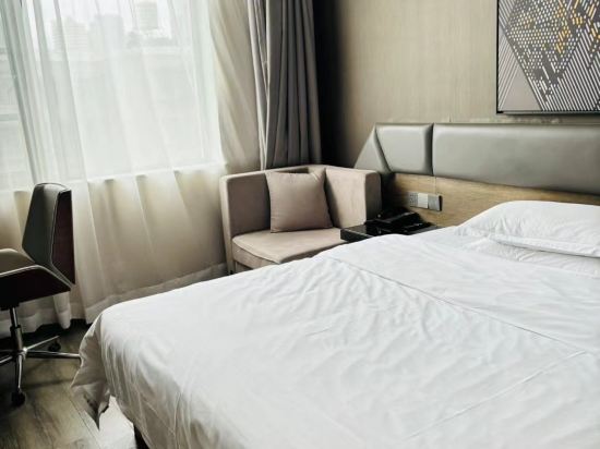 IU飯店（昆明圓通山地鐵站紅會醫院店）優惠