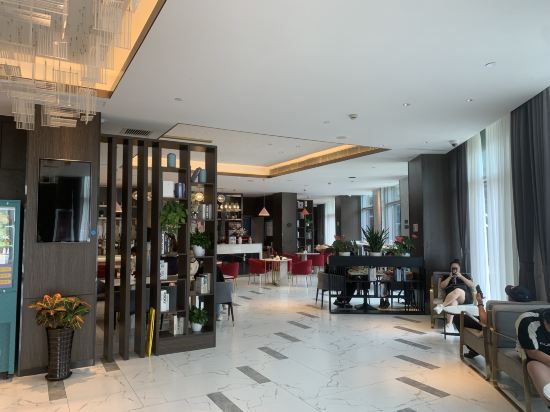 白玉蘭飯店（上海國際旅遊度假區浦東機場店）優惠