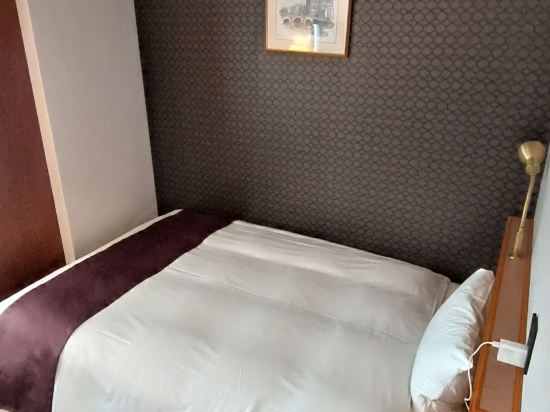 八百治博多ホテル クーポン