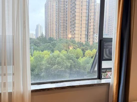 曼居酒店（株洲美的城慄雨工業園店）優惠