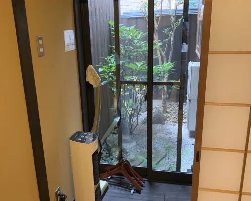 Rinn Umekoji Photos
