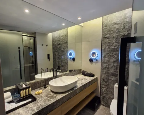 Hotel Royal Signature Rooms Photos