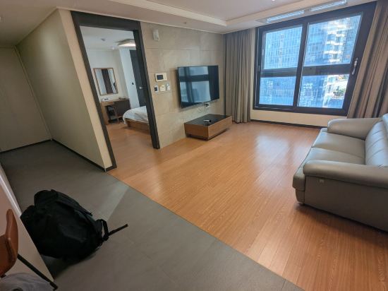 白色之樂飯店及民宿優惠