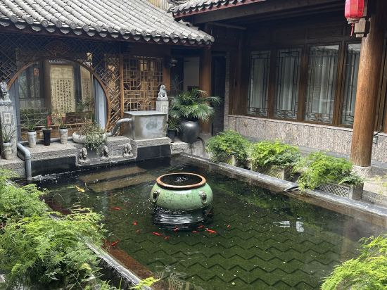 溪雲書院客棧（麗江古城大水車店）優惠