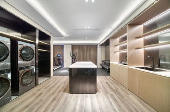 YiJu Life Kaiyuan XiaoShan' Airport Hangzhou Photos