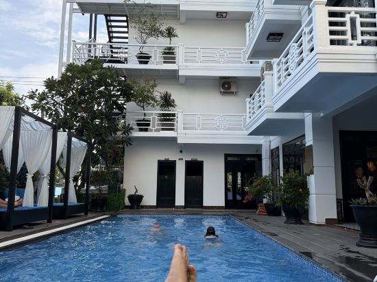 會安黃金假日水療飯店優惠