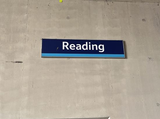 雷丁中心宜必思酒店優惠