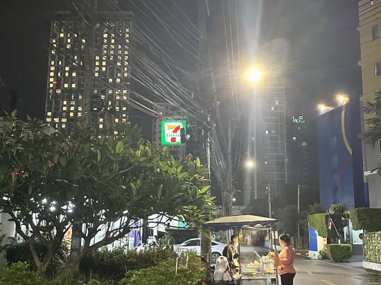 Cross氛圍曼谷素坤逸飯店優惠