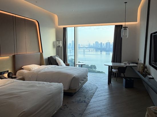 珠海中海萬麗飯店優惠