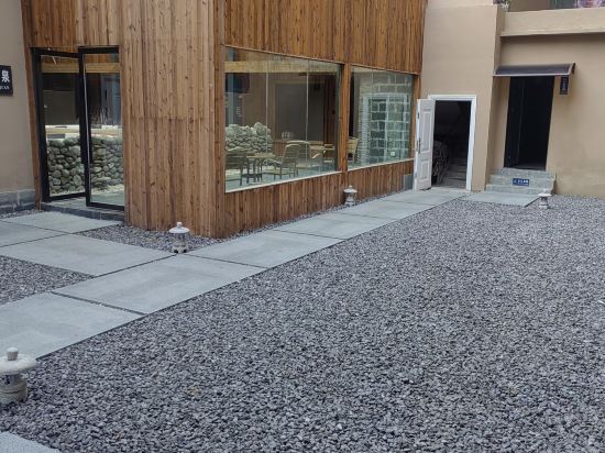 麗呈別院·四季漫居溫泉飯店（九寨溝景區店）優惠