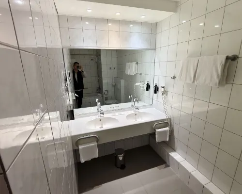 Sunday Hotel Wiesbaden Niedernhausen Zimmer Photos
