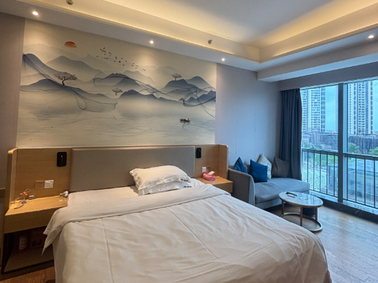 布偶·未來公寓（佛山華僑城歡樂海岸Plus店）優惠