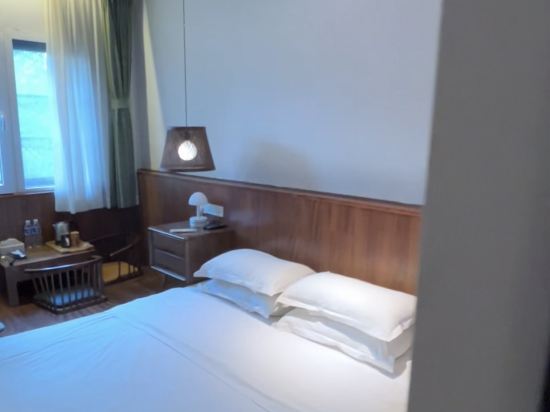 POSHPACKER拖板鞋青年旅舍旅行酒店（成都太古裏春熙路地鐵站店）優惠
