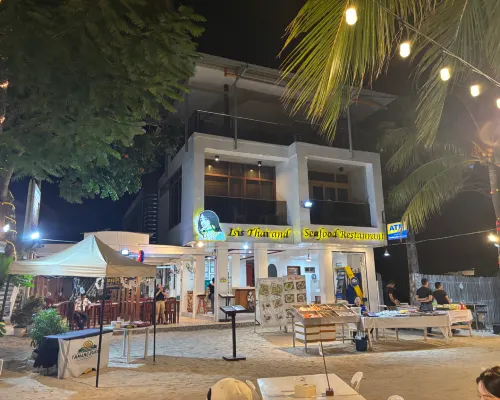 Isis Bungalows Dekat Hotel Photos