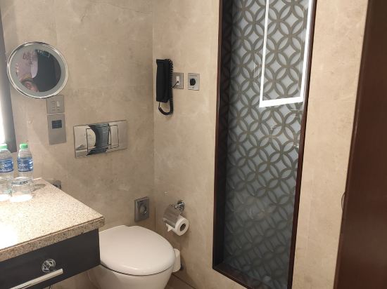 杜拜迪爾拉皇冠假日酒店優惠