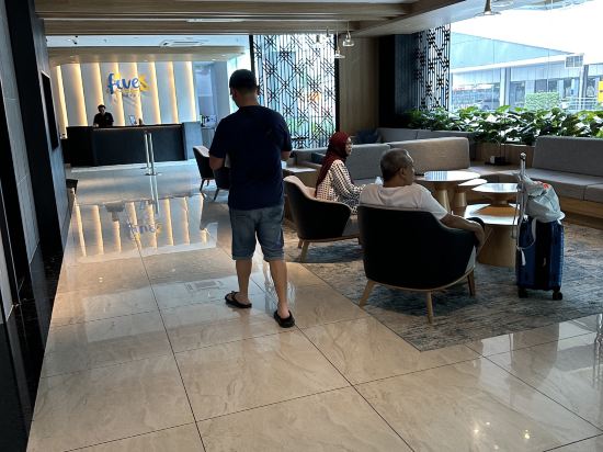 新山市中心五飯店優惠