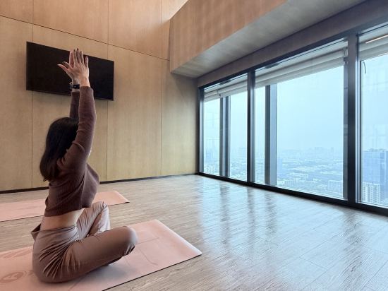 深圳深鐵皇冠假日酒店優惠