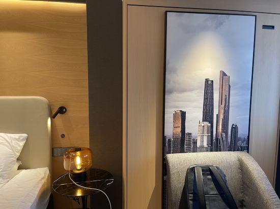 麗呈朗譽飯店（廣州客村地鐵站廣州塔店）優惠