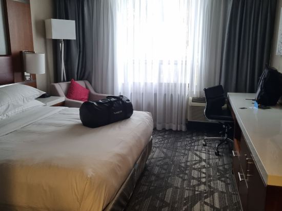 希爾頓逸林飯店多倫多機場西店優惠