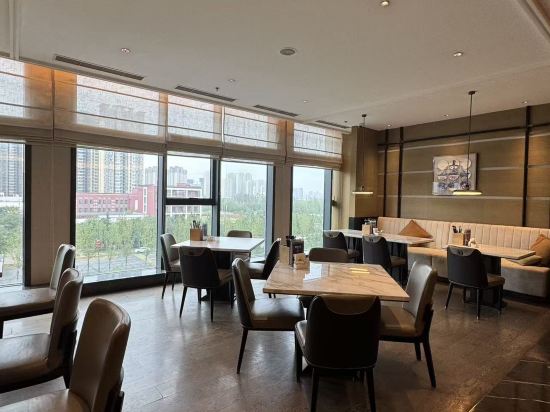 西安灃東希爾頓逸林酒店優惠