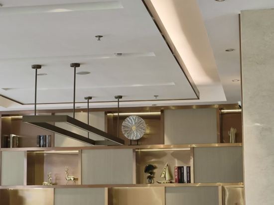 麗楓飯店（深圳羅湖寶能中心筍崗地鐵站店）優惠