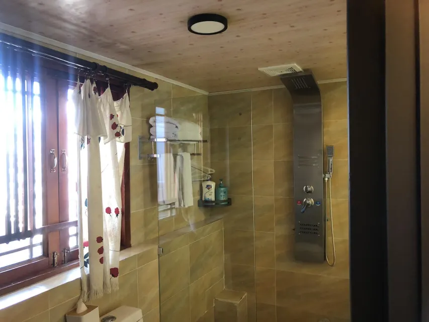 Delamu Youth Inn Zimmer Photos