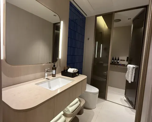 Crystal Hotel Yanji West Market Internet Famous Wall Rum Photos