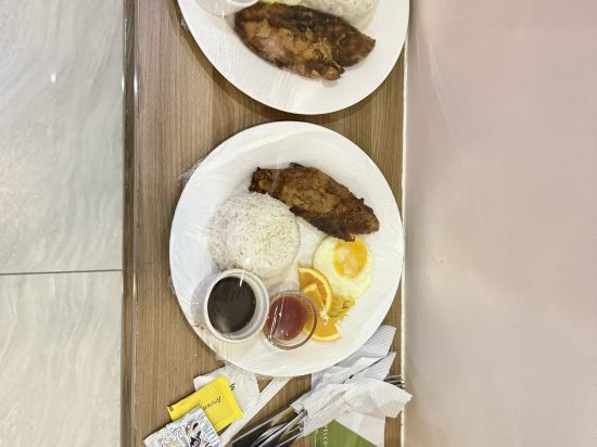 伊斯特蘭德飯店及公寓優惠