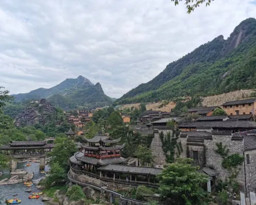 Meet at Old Street · Wangxian Wonderland Homestay (Wang Xian Gu Scenic Area) بالقرب من الفندق Photos