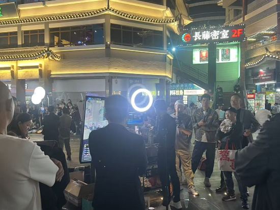 格蘭雲天·閲酒店（深圳東門店）優惠