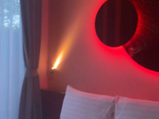 ST共居旅店 – 武吉士美芝路 （8 小時, 晚11點- 隔天早7點） （SG Clean, Staycation Approved）優惠