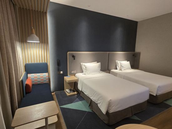 廣州番禺智選假日酒店優惠