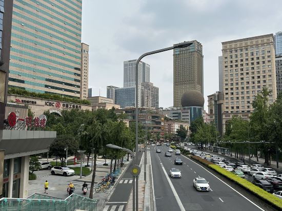 成都中心世茂睿選尚品酒店（成都春熙太古裏店）優惠