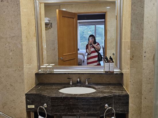 머큐어 앰버서더 제주 쿠폰