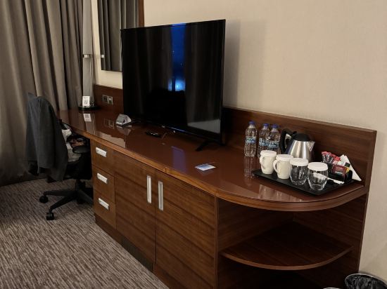 伊茲密爾貝拉克里希爾頓花園酒店優惠