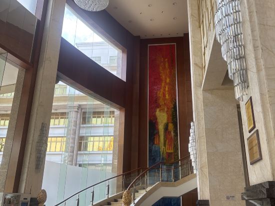 寶安中天美景華美達飯店（深圳國際會展中心馬安山地鐵站店）優惠