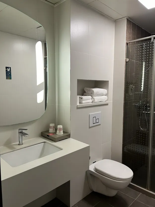 Ibis Hotel (Longxin Plaza, Changjiang South Road, Haimen) Zimmer Photos