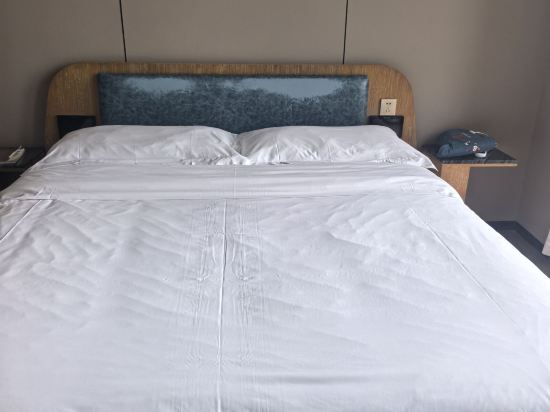 皇馬假日醉海南大酒店（海口濱海大道秀英店）優惠