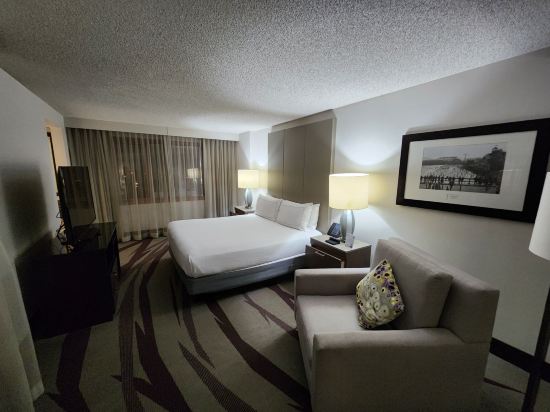 希爾頓長灘酒店優惠