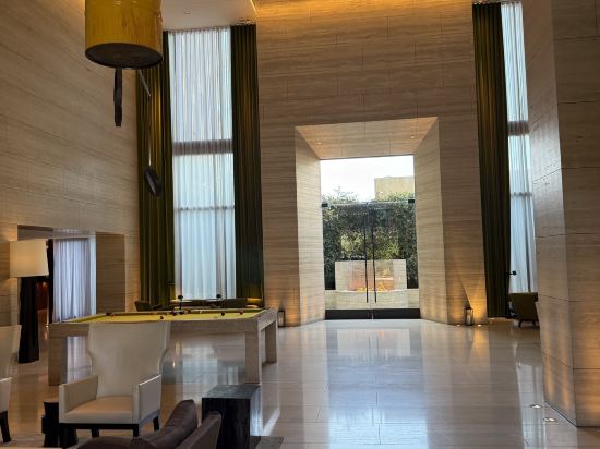 西荷里活艾迪遜酒店優惠