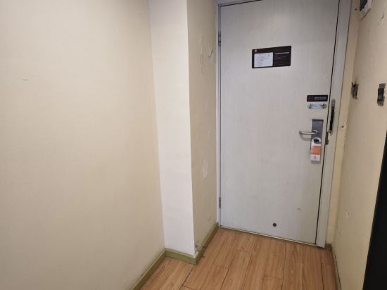 7天優品酒店（珠海拱北口岸廣場輕軌總站店）優惠