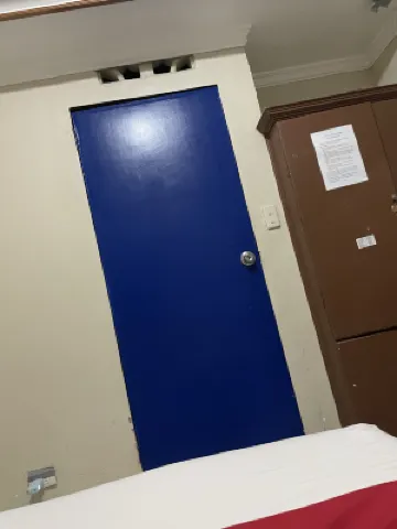 RedDoorz Plus @ Lagoon Resort Zambales Номера Photos