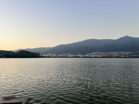 肇慶悦湖湖景民宿優惠